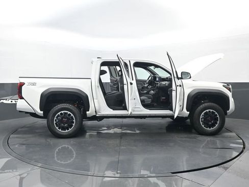 New 2026 Toyota Tacoma TRD Off-Road image 31
