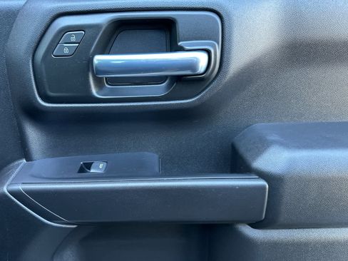 Used 2022 Chevrolet Silverado 1500 Custom Trail Boss image 18