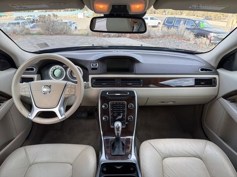 Used 2013 Volvo XC70 T6 image 10