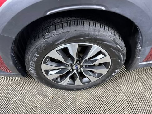 Used 2023 Subaru Outback Limited XT AWD/4WD image 9
