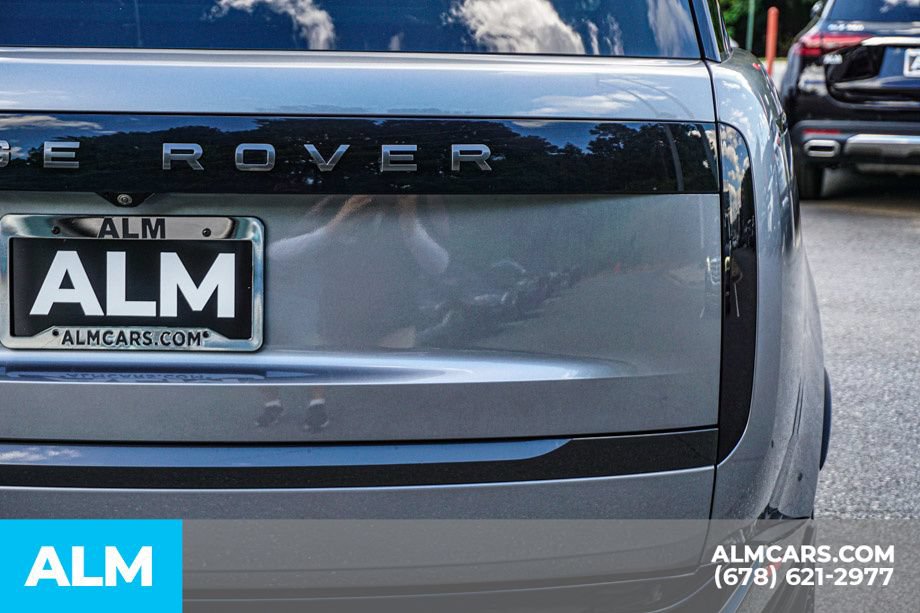 Used 2024 Land Rover Range Rover SE AWD/4WD image 12