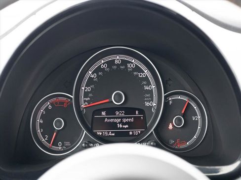 Used 2017 Volkswagen Beetle 1.8T S image 11