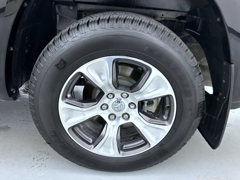 Used 2022 RAM 1500 Laramie AWD/4WD image 23