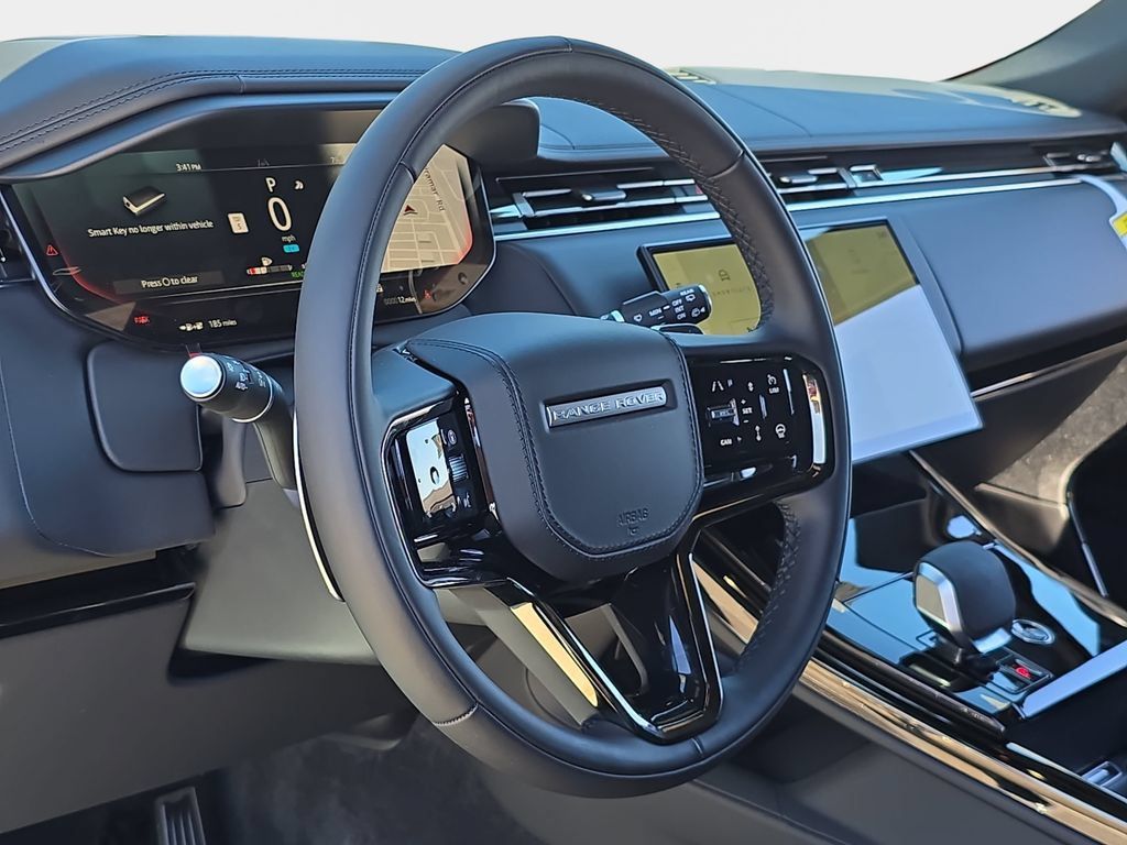 New 2026 Land Rover Range Rover Sport Dynamic SE AWD/4WD image 17