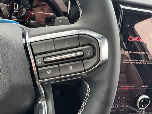 New 2026 GMC Acadia Denali Ultimate image 25