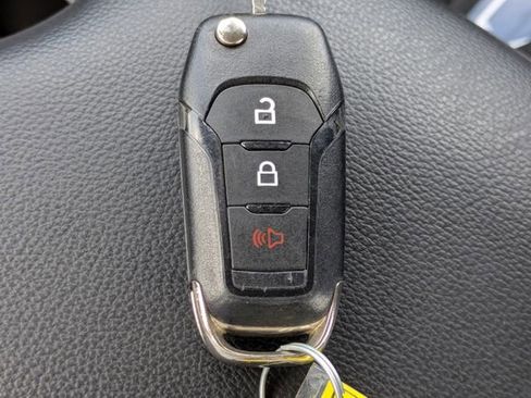 Used 2019 Ford Ranger XL w/ Equipment Group 101A Mid RWD image 26