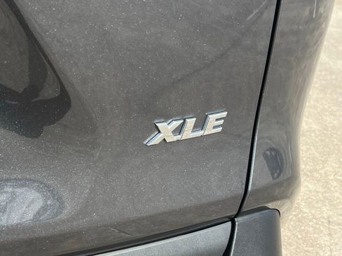 Used 2024 Toyota RAV4 XLE FWD image 13