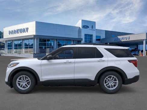 New 2026 Ford Explorer Active image 3