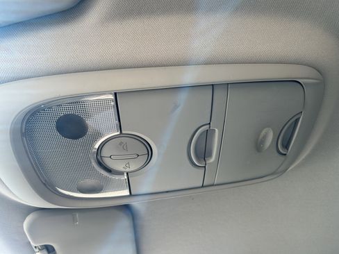 Used 2008 Kia Sorento LX w/ Sport Pkg image 21