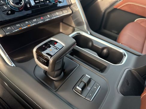 New 2026 GMC Sierra 1500 Denali Ultimate w/ LPO, Black Badging Package image 27