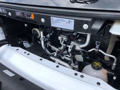 Used 2024 Chevrolet Brightdrop 600 w/ Commercial Equipment Package AWD/4WD image 37