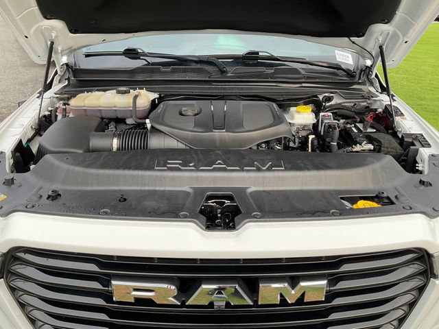 Used 2025 RAM 1500 Laramie w/ Sport Appearance Package AWD/4WD image 30