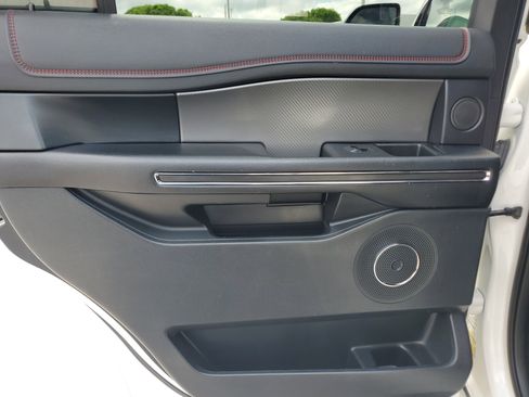 Used 2021 Ford Expedition Limited RWD image 22