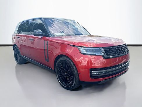 Used 2023 Land Rover Range Rover Long Wheelbase SE AWD/4WD image 3
