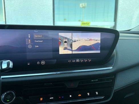 Used 2024 Buick Envision Preferred AWD/4WD image 24
