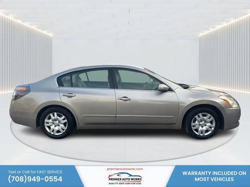 Used 2012 Nissan Altima Sedan FWD image 8