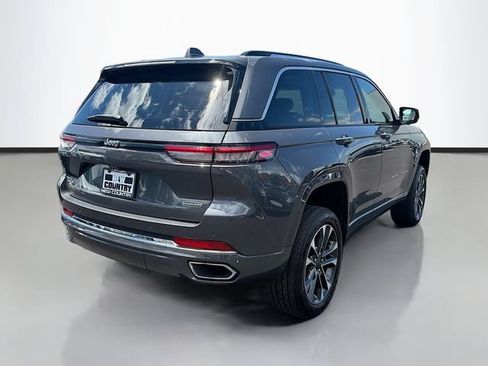 Used 2022 Jeep Grand Cherokee Overland AWD/4WD image 7
