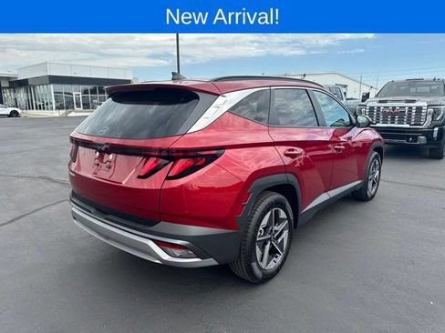 Used 2026 Hyundai Tucson SEL FWD image 3