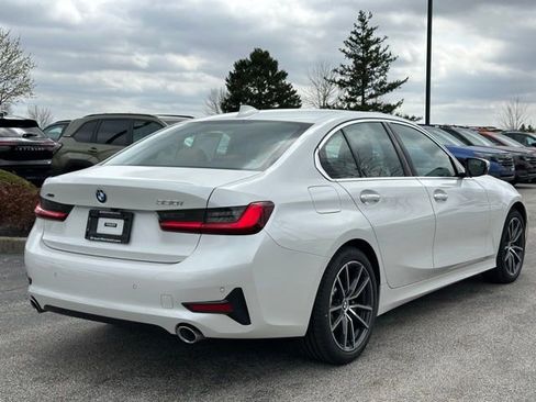 Certified 2022 BMW 330i xDrive Sedan w/ Premium Package 2 image 7