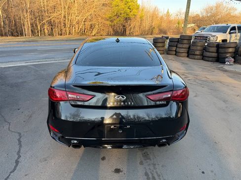Used 2018 INFINITI Q60 Red Sport 400 w/ Pro Active Package image 5
