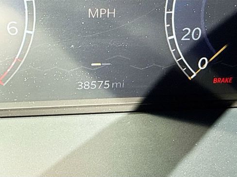 Used 2022 Jeep Compass Limited w/ (RED) Package image 15