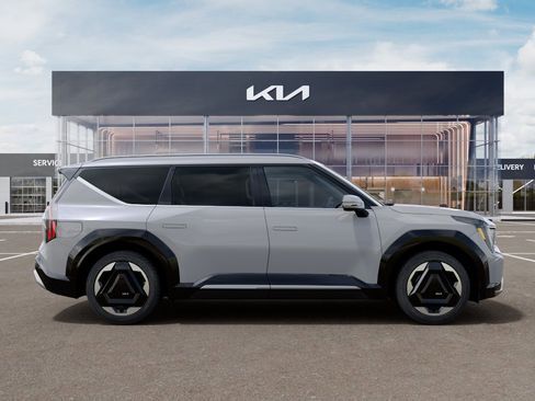 New 2026 Kia EV9 Land image 7