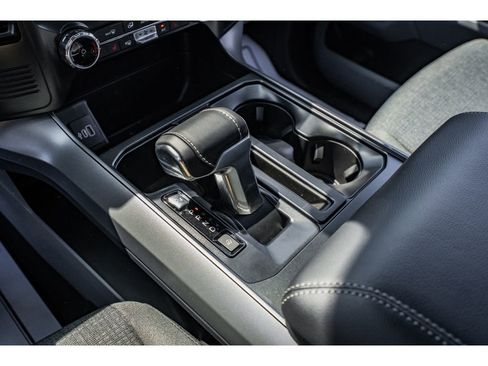 New 2025 Ford F150 Lightning XLT AWD/4WD image 18