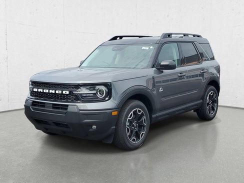 New 2026 Ford Bronco Sport Outer Banks w/ Interior Protection Package AWD/4WD image 4