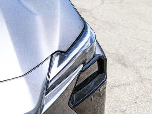 New 2026 Lexus ES 350e FWD image 7