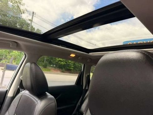 Used 2020 Nissan Rogue SL w/ Premium Package AWD/4WD image 17
