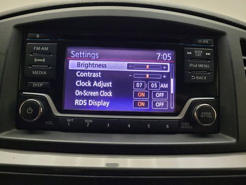 Used 2015 Nissan Quest SV FWD image 25