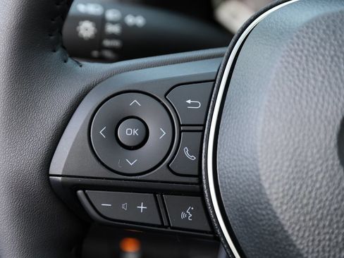 Certified 2025 Toyota RAV4 XLE image 19