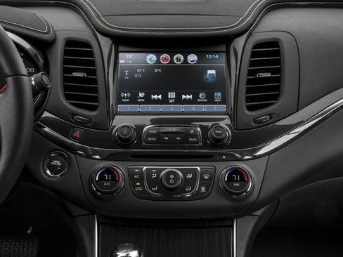 Used 2018 Chevrolet Impala Premier w/ Premier Confidence Package FWD image 7