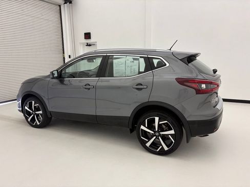 Used 2022 Nissan Rogue Sport SL AWD/4WD image 15