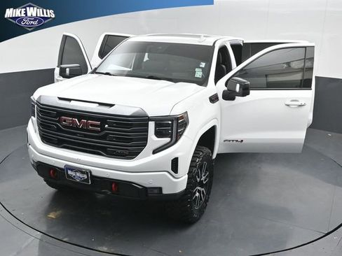 Used 2022 GMC Sierra 1500 AT4 w/ AT4 Premium Package AWD/4WD image 26