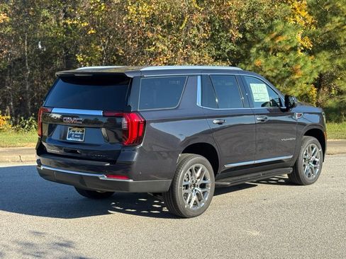 New 2026 GMC Yukon Elevation image 13