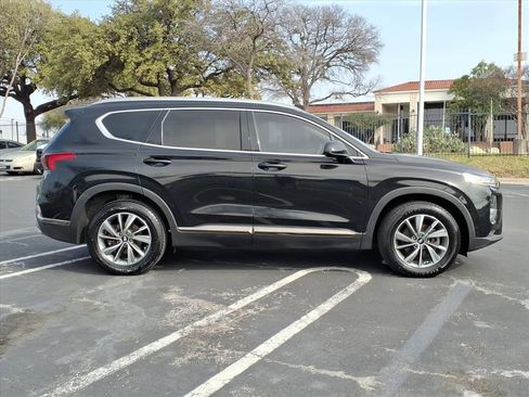 Used 2019 Hyundai Santa Fe SEL image 6