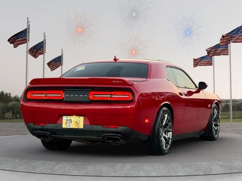 Used 2015 Dodge Challenger SRT w/ Technology Group image 6