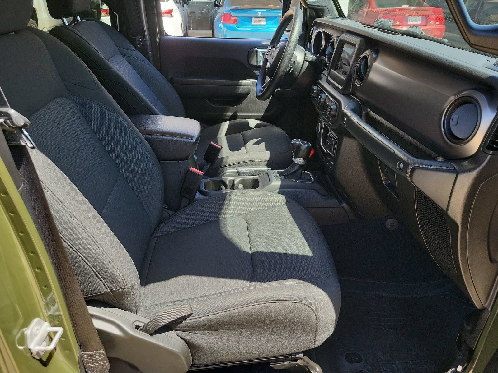 Used 2022 Jeep Gladiator Sport AWD/4WD image 27