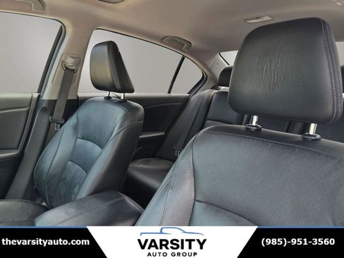Used 2016 Honda Accord Touring image 13