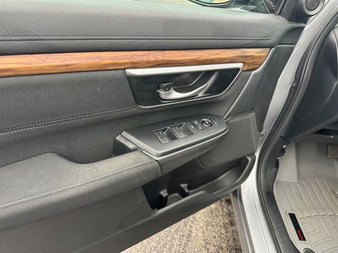 Used 2018 Honda CR-V EX image 6