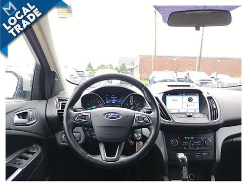 Used 2017 Ford Escape SE w/ SE Leather Comfort Package AWD/4WD image 15