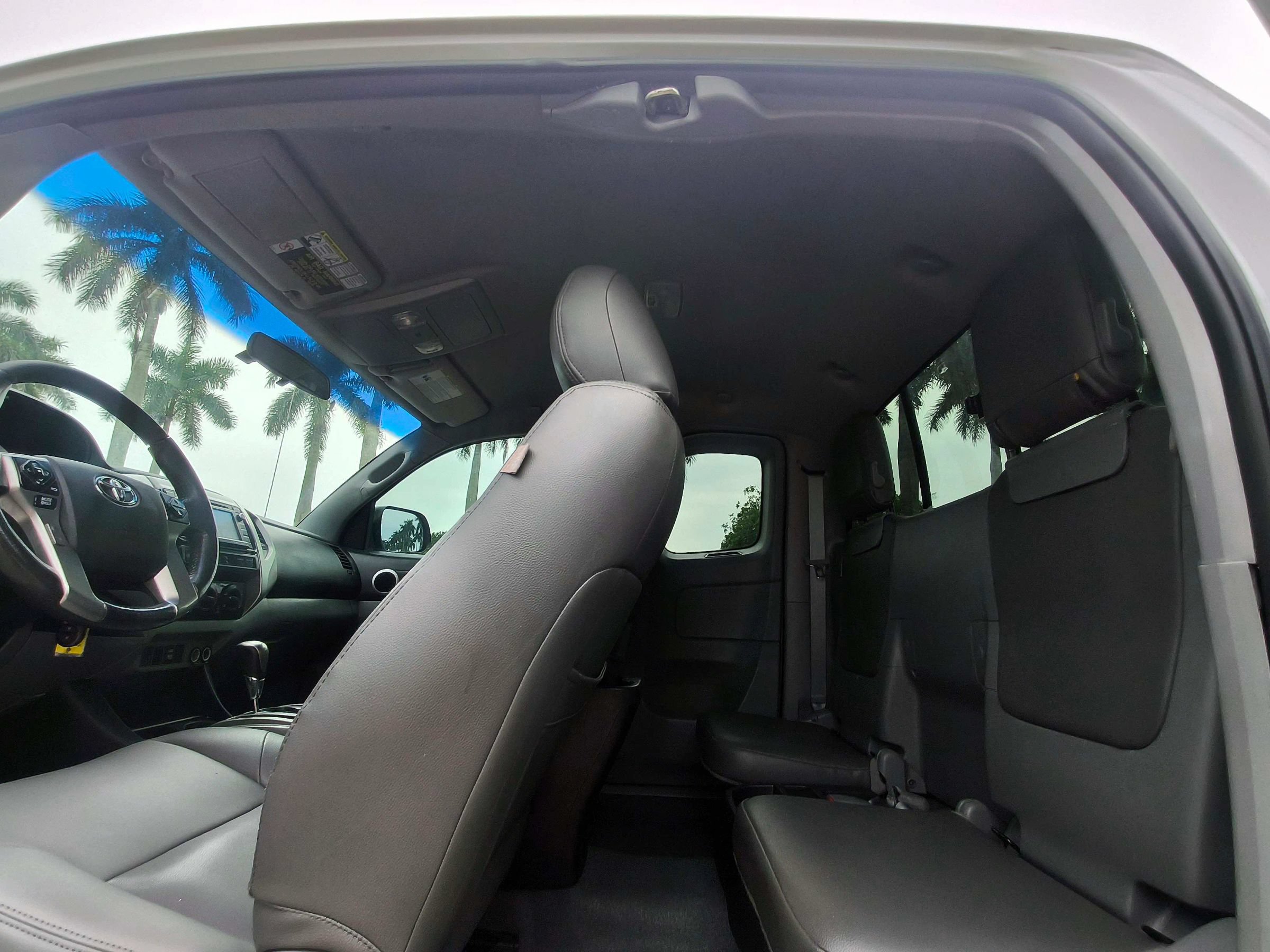 Used 2014 Toyota Tacoma PreRunner w/ SR5 Package RWD image 29