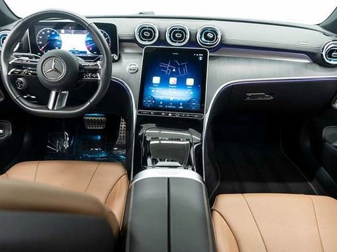 Used 2025 Mercedes-Benz CLE 300 4MATIC Coupe image 10