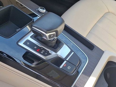 Used 2023 Audi Q5 2.0T Premium Plus image 12