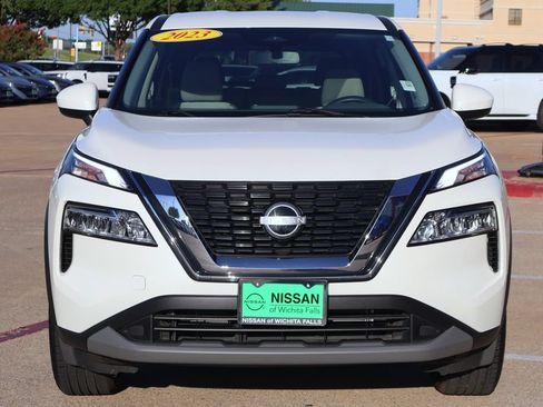 Used 2023 Nissan Rogue SV AWD/4WD image 4