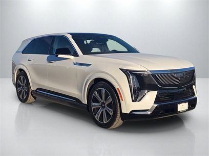 New 2025 Cadillac Escalade IQ Luxury 1 w/ Smart Trailering package