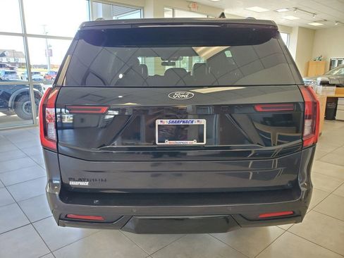 New 2025 Ford Expedition Platinum w/ Stealth Performance Package image 5