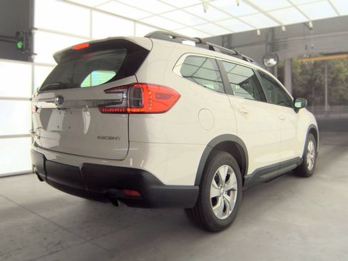 Used 2024 Subaru Ascent 8-Passenger AWD/4WD image 4