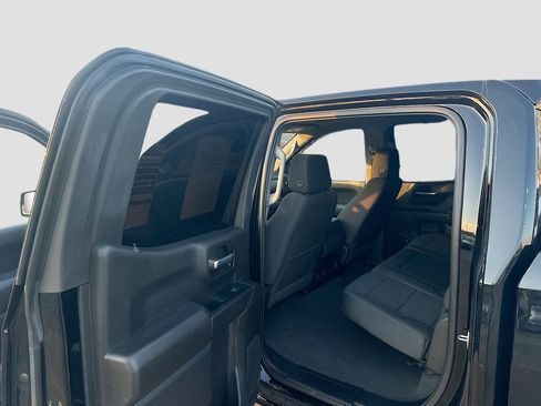 Used 2022 Chevrolet Silverado 1500 Custom image 26